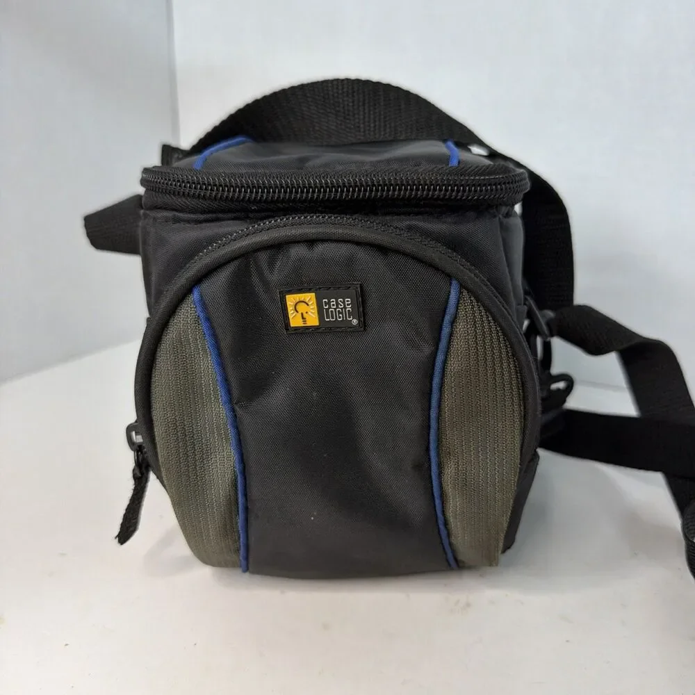 Case Logic Small Camera Case ~ Black And Blue Vintage